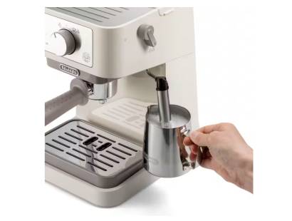 De'Longhi EC260.CR Stilosa Manual Pump Espresso Coffee Machine - Cream