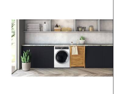 Hotpoint H6W845WBUK