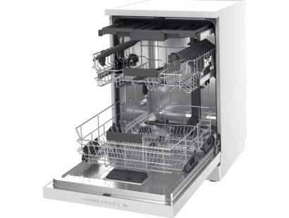 Hotpoint HD7FHP33 Freestanding Dishwasher