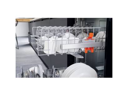 Hotpoint HF9E1B19BUK Dishwasher