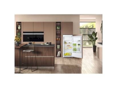 Hotpoint HSZ12A2D2 Built-in Fridge with Freezer