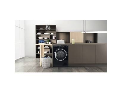 Hotpoint NTM1182BSKUK Black Heat Pump Tumble Dryer