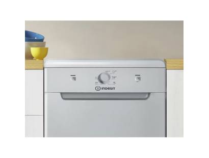 Indesit DF9E1B10SUK Silver Slimline Dishwasher