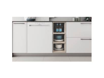 Indesit I3BL626UK Built-in Dishwasher