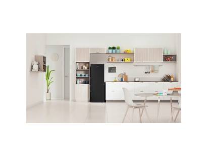 Indesit IB55532B Freestanding Fridge Freezer