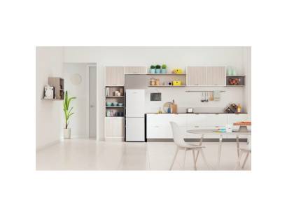 Indesit IB55532WUK White Fridge Freezer