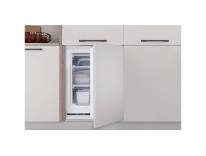 Indesit INBUFZ011 Built-in Freezer