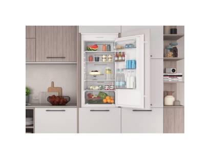 Indesit INC18T112