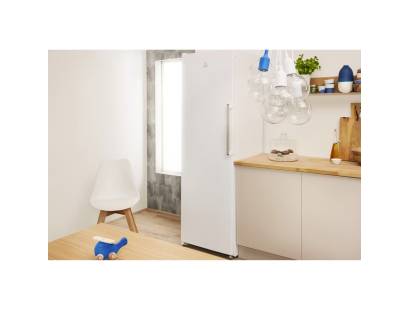 Indesit UI6F2TW Freezer